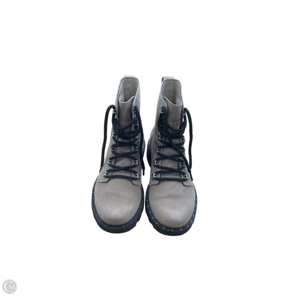 Boots Rain By Sorel In Tan, Size: 7