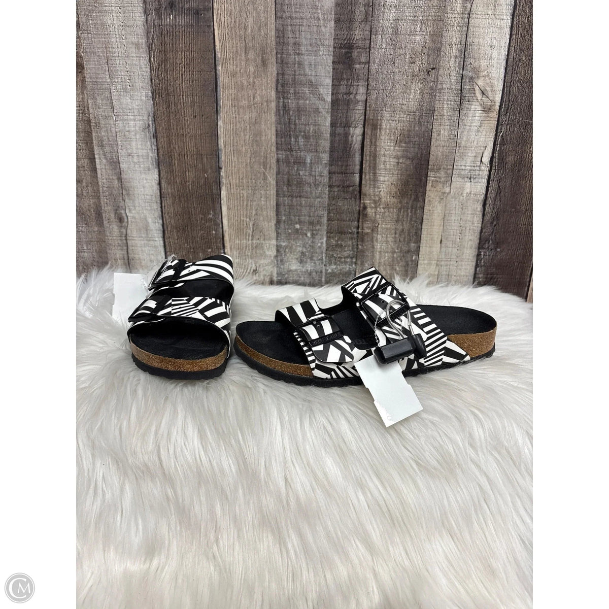 Sandals Flats By Birkenstock In Animal Print, Size: 7
