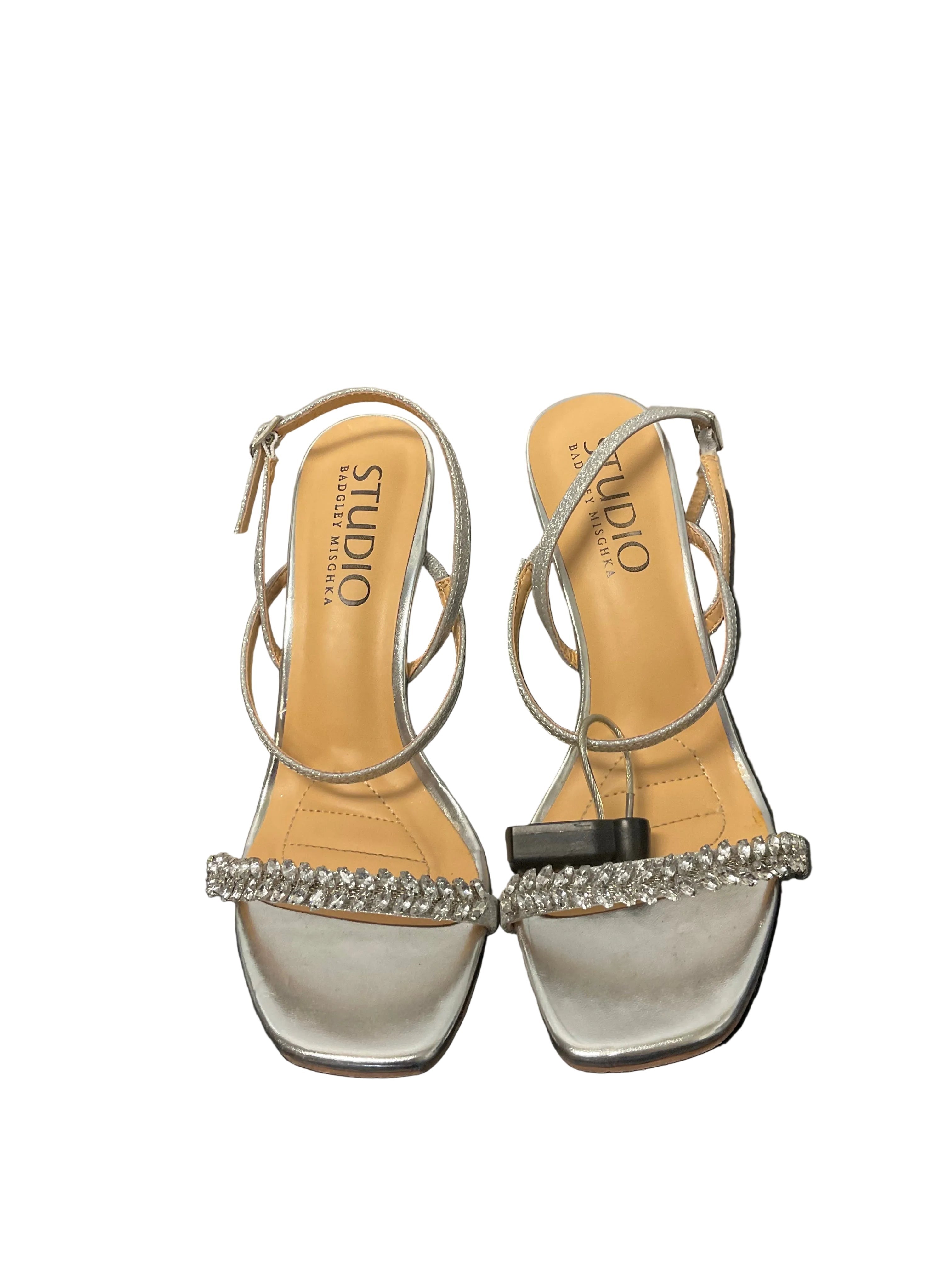 Shoes Heels Block By Badgley Mischka In Silver, Size: 8