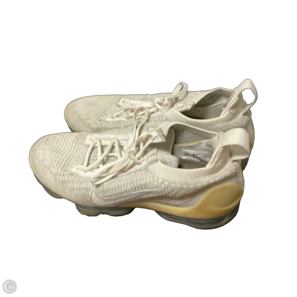 Shoes Athletic By Nike In Grey, Size: 8