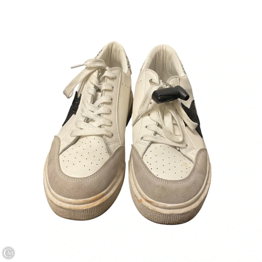 Shoes Sneakers By Vintage Havana In Black & White, Size: 8