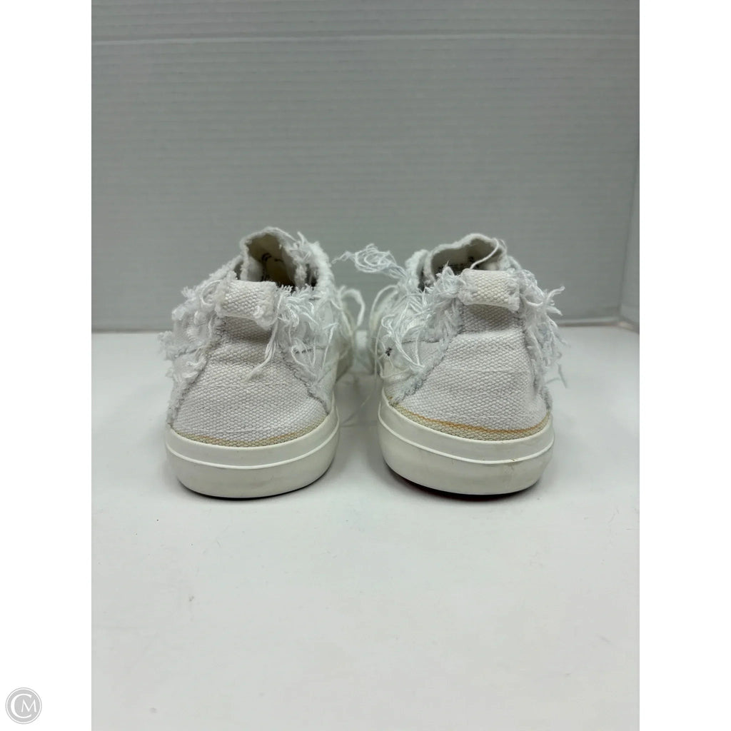 Shoes Sneakers By Corkys In White, Size: 9