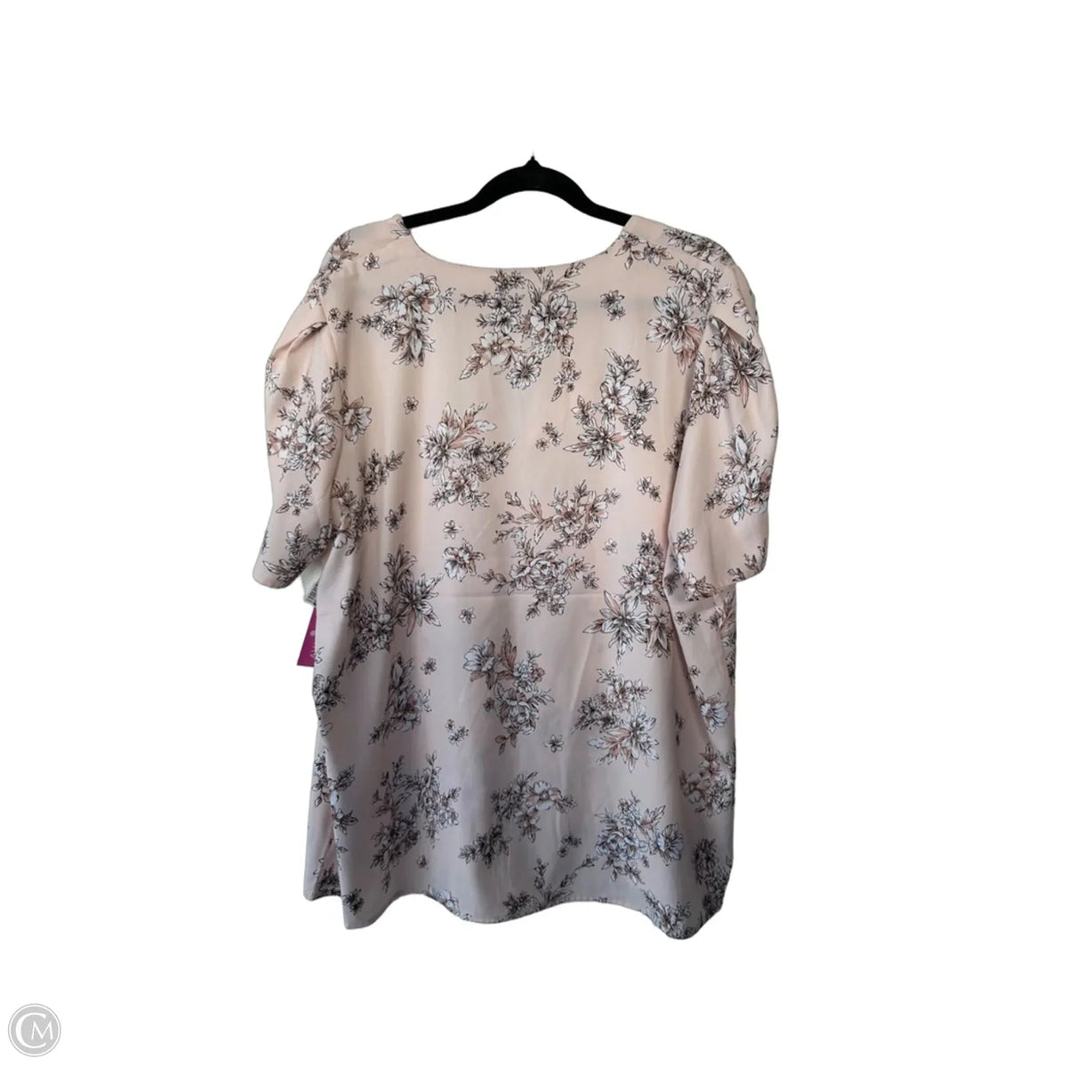 Top Short Sleeve By Express In Peach, Size: Xl