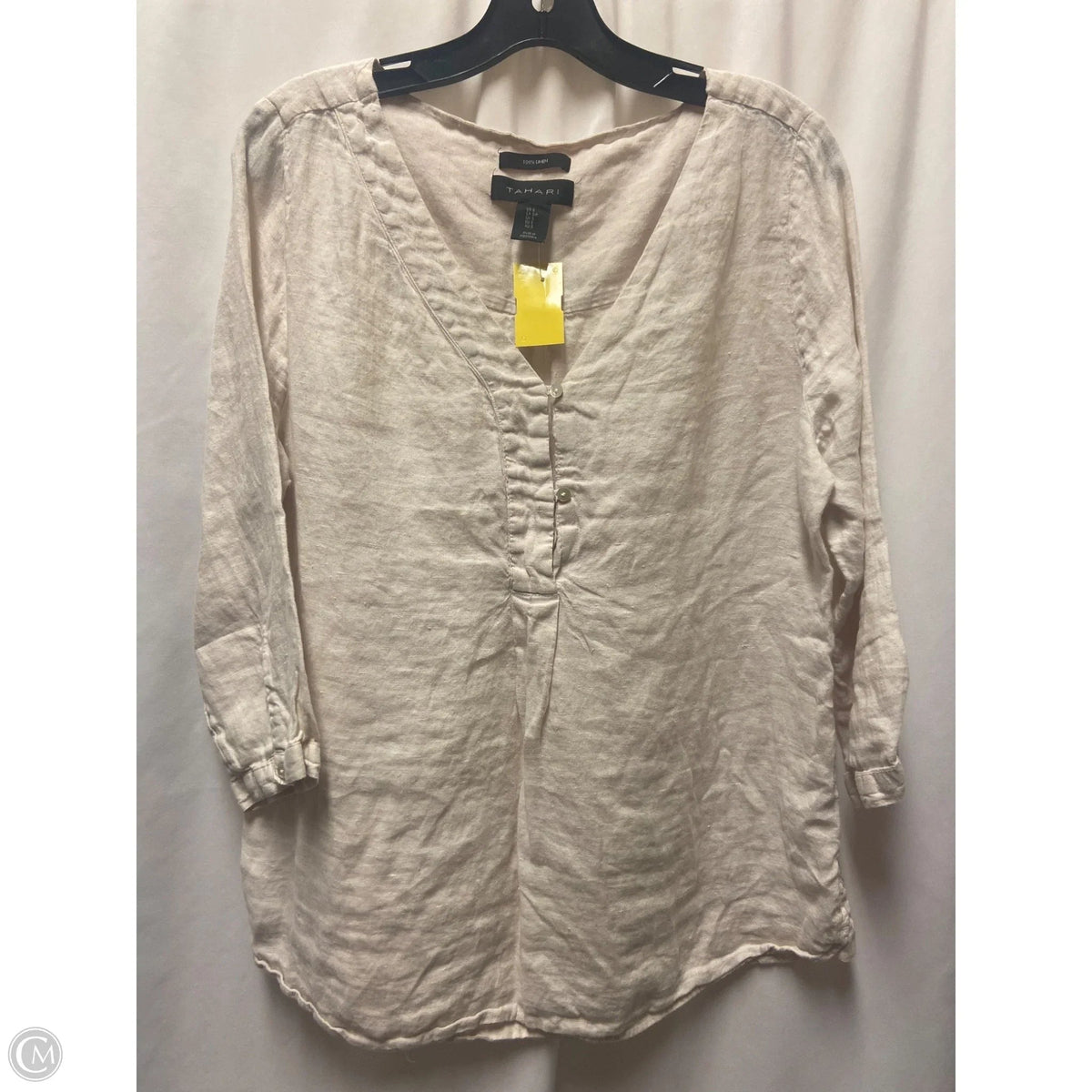 Top Long Sleeve By Tahari In Cream, Size: S