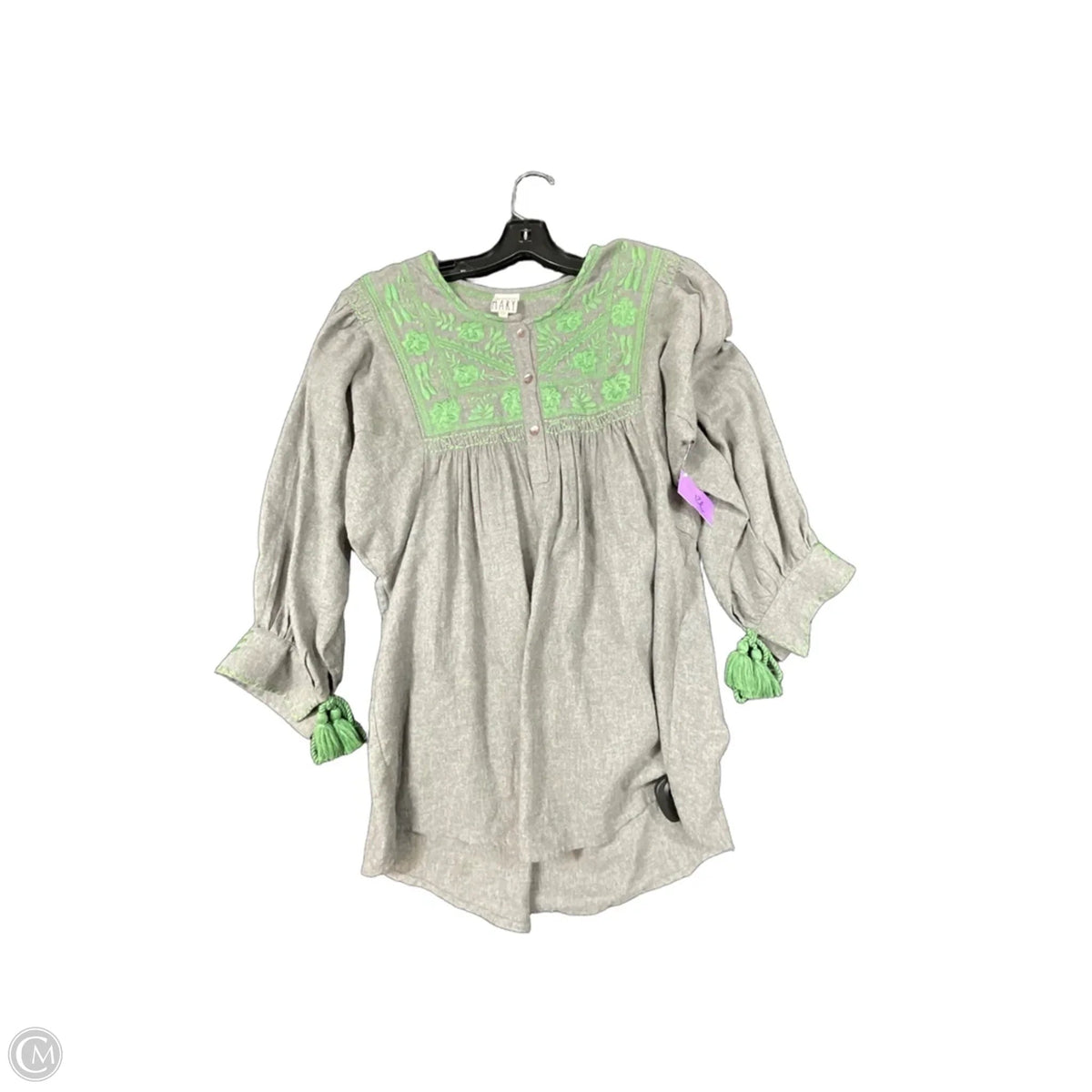 Top Long Sleeve By Cmb In Grey, Size: Xs