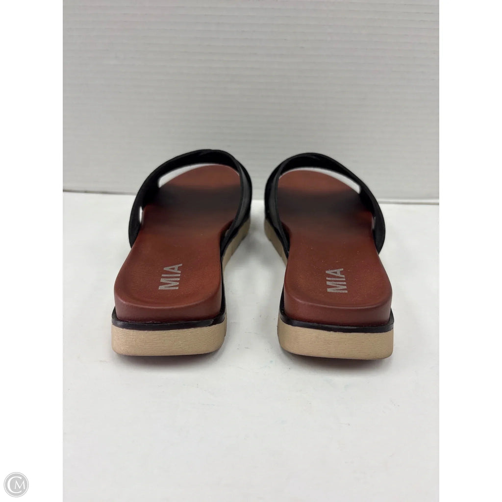 Sandals Flats By Mia In Black, Size: 8