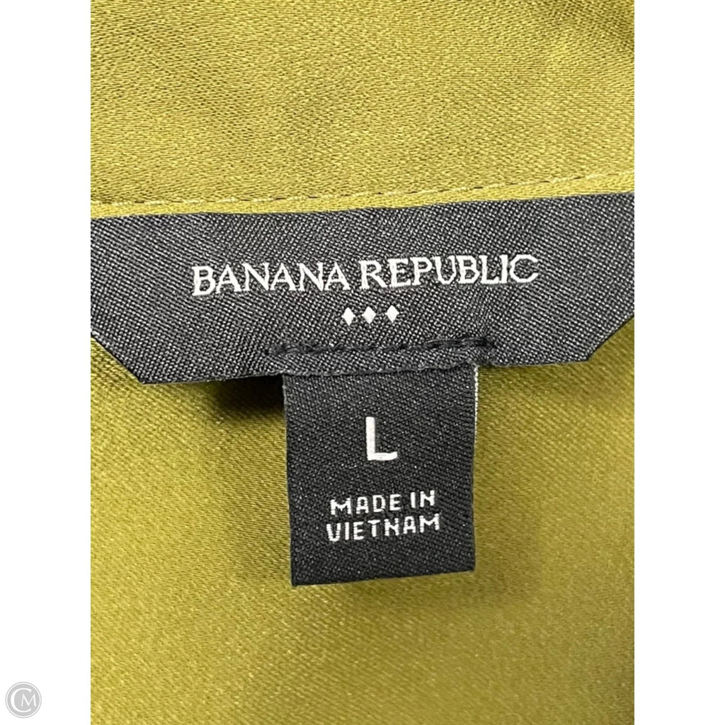 Top Long Sleeve By Banana Republic In Green, Size: L