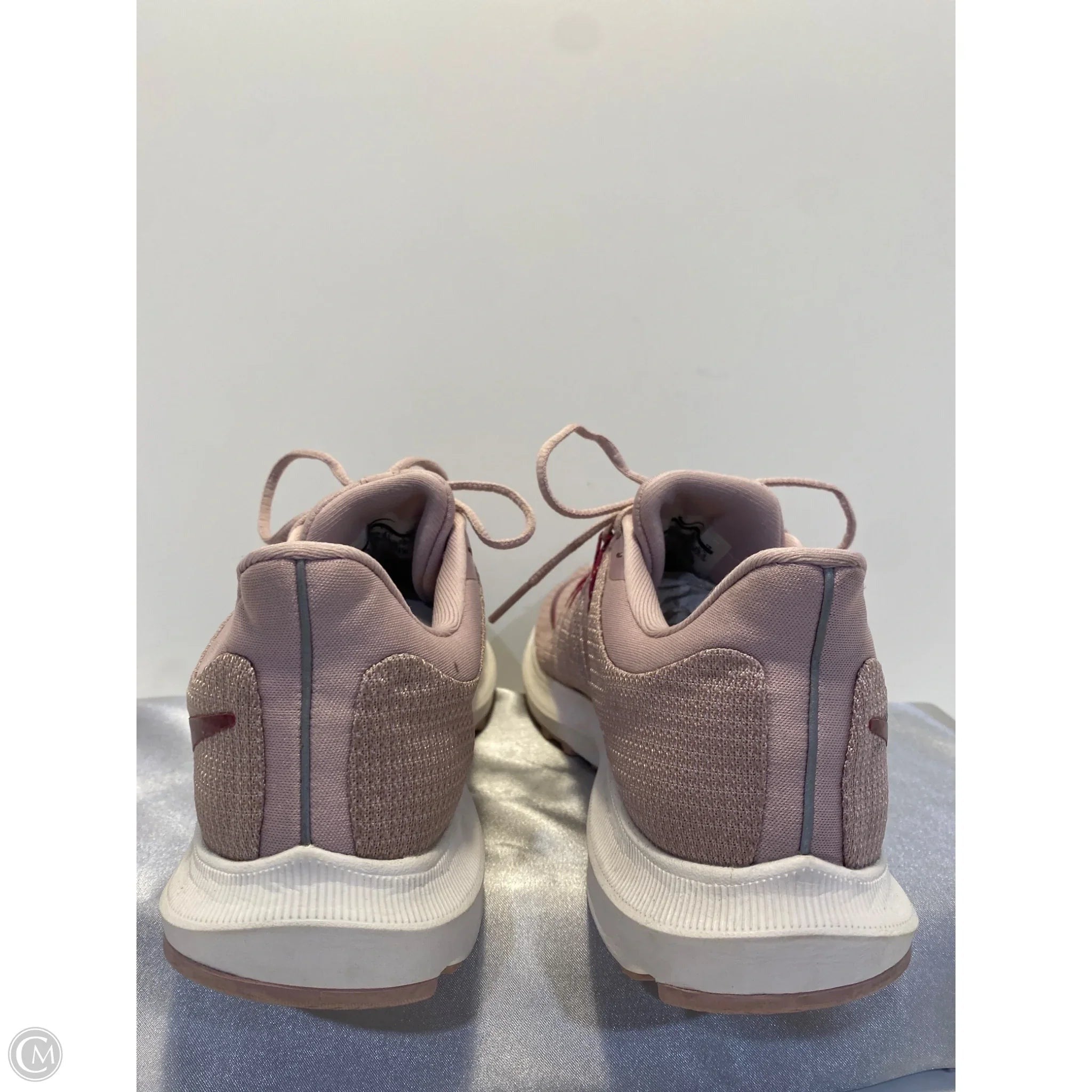 Shoes Athletic By Nike In Pink, Size: 9.5