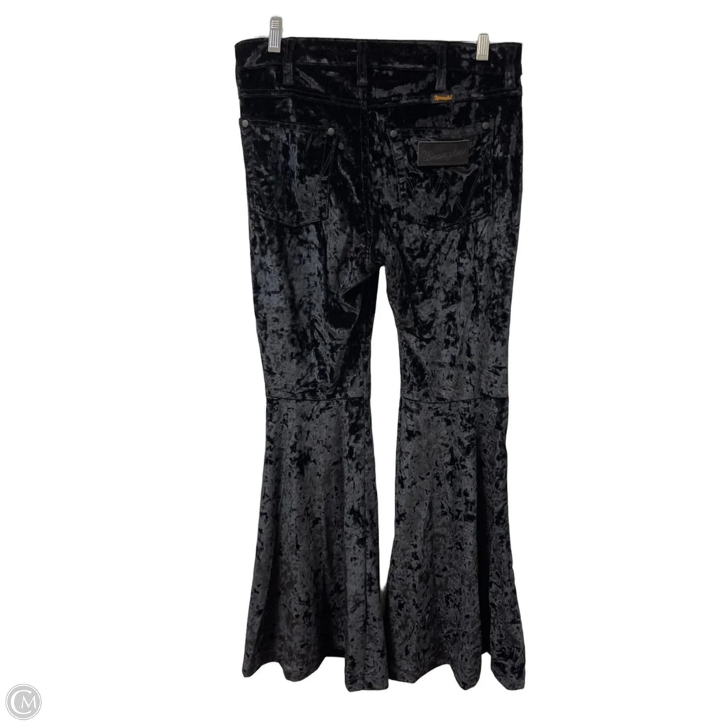 Jeans Boot Cut By Wrangler In Black, Size: 6