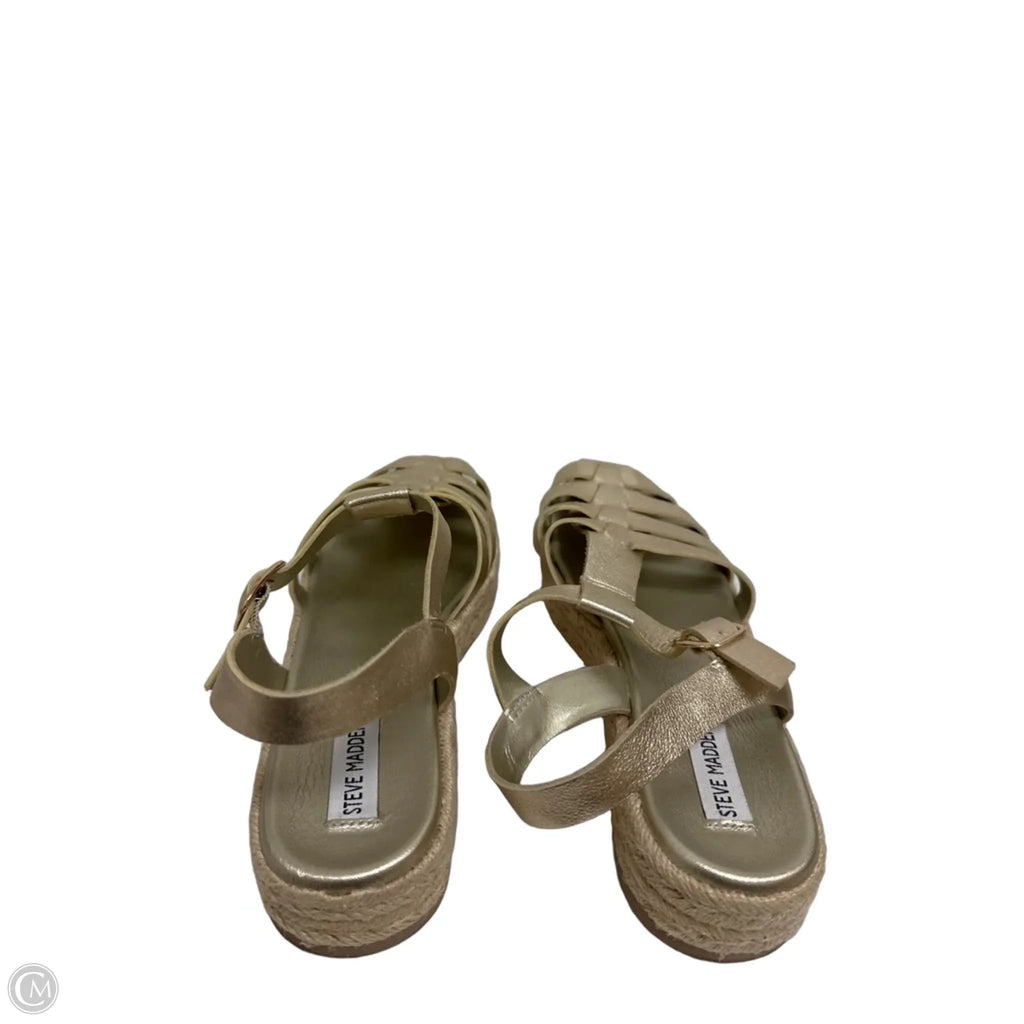 Sandals Flats By Steve Madden In Gold, Size: 10