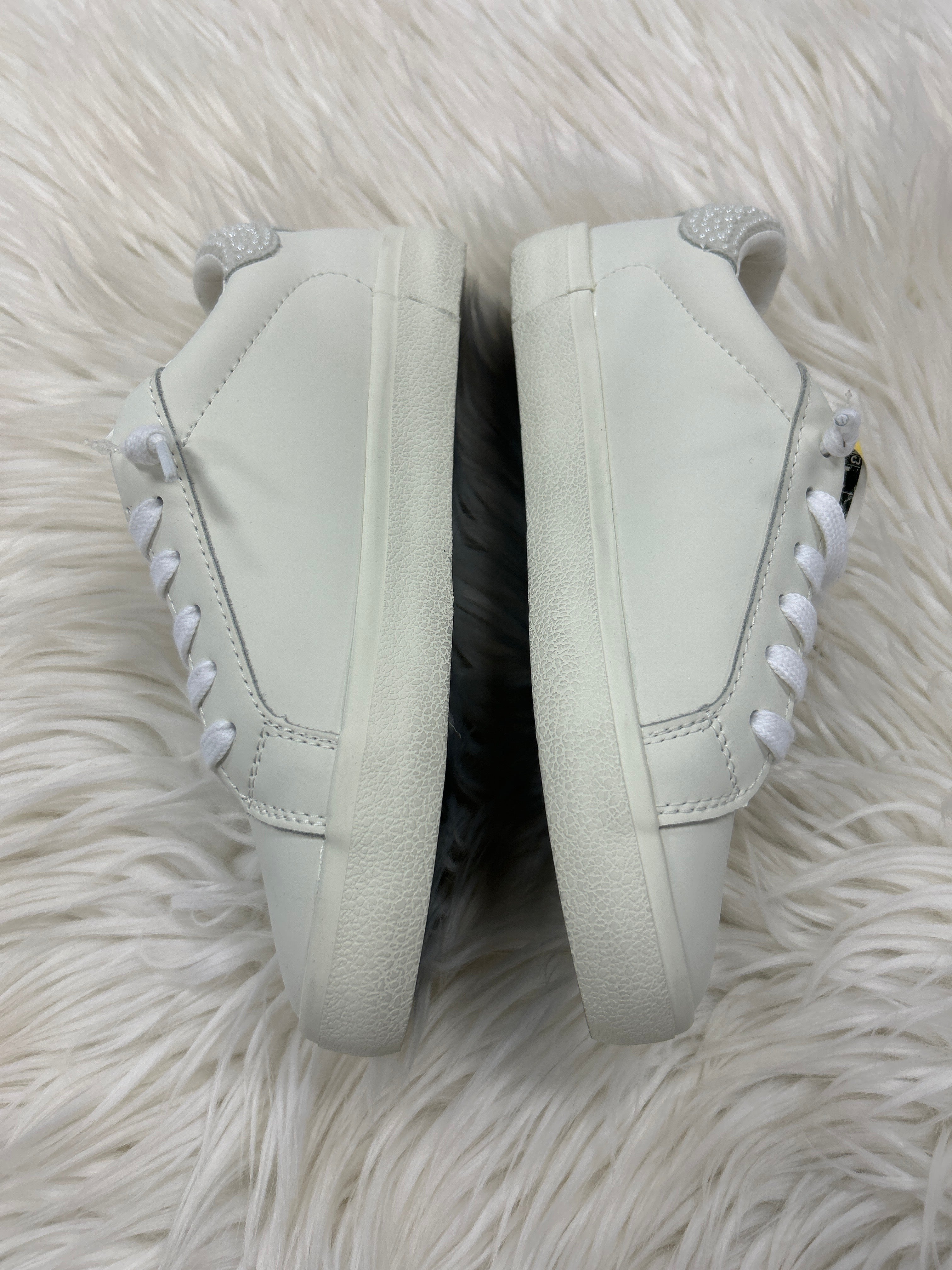 Shoes Sneakers By Vintage Havana In White, Size:6