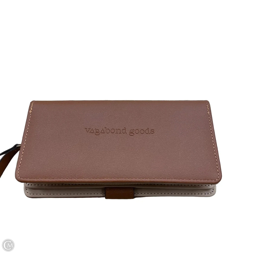 Wallet By Clothes Mentor, Size: Medium