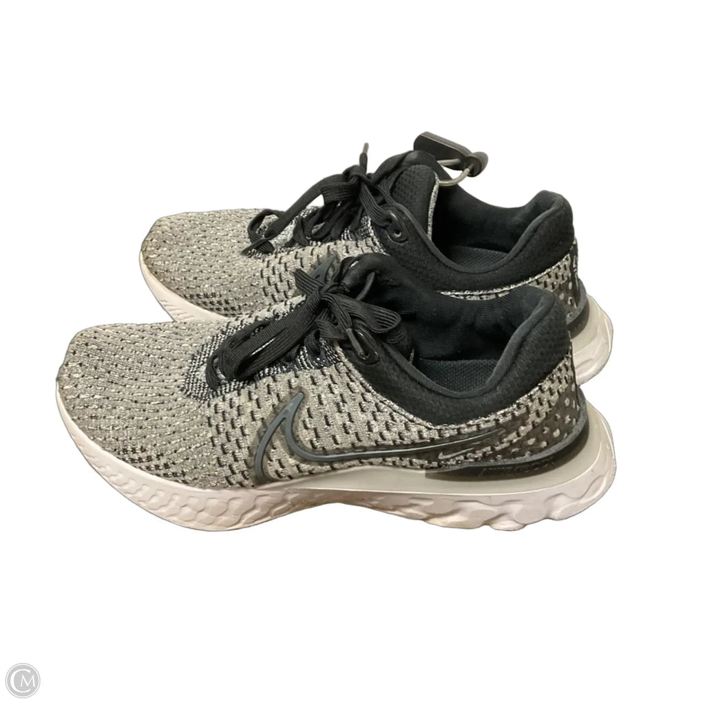 Shoes Athletic By Nike In Grey, Size: 9.5