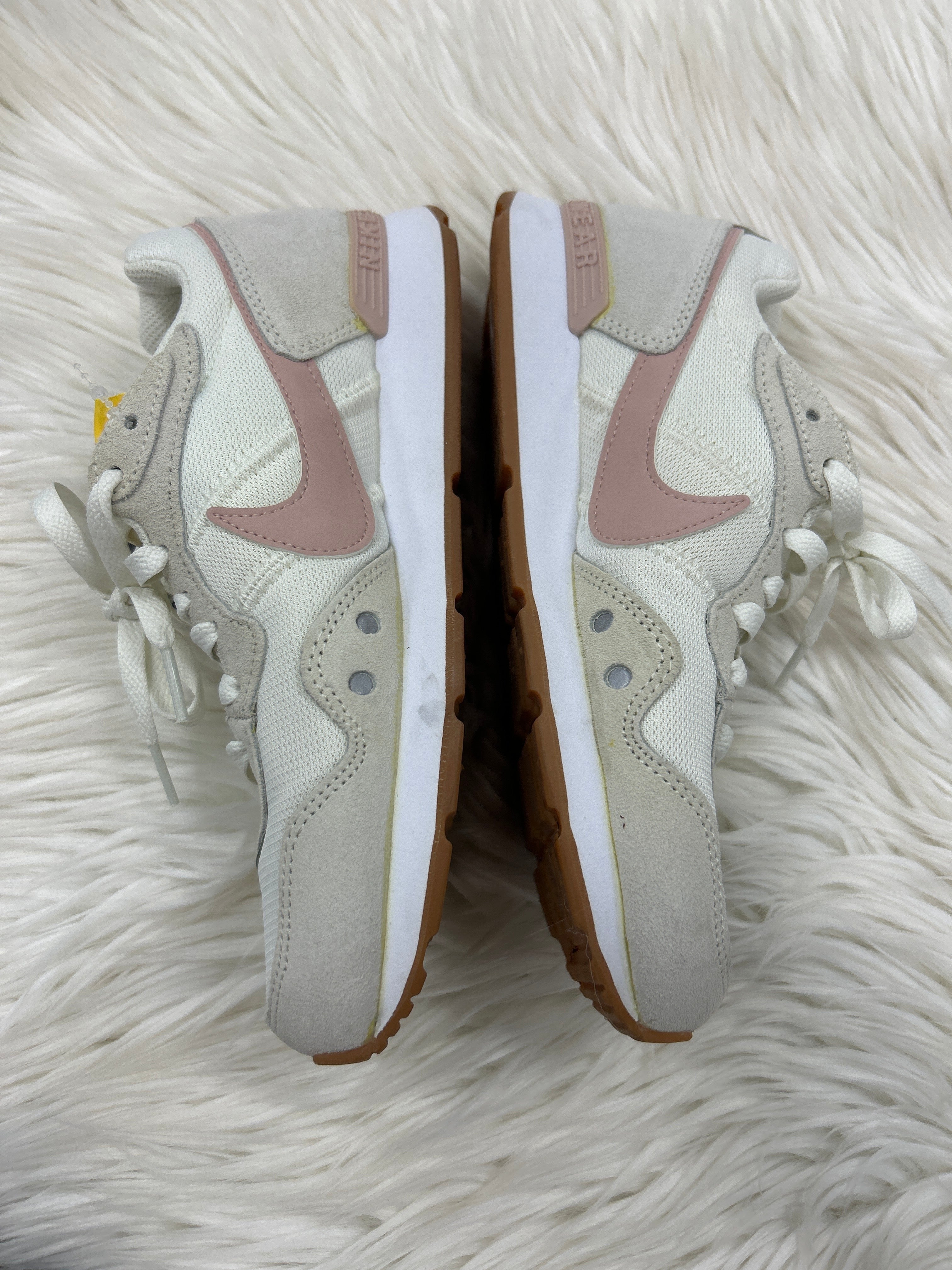 Shoes Athletic By Nike In Cream, Size:6.5