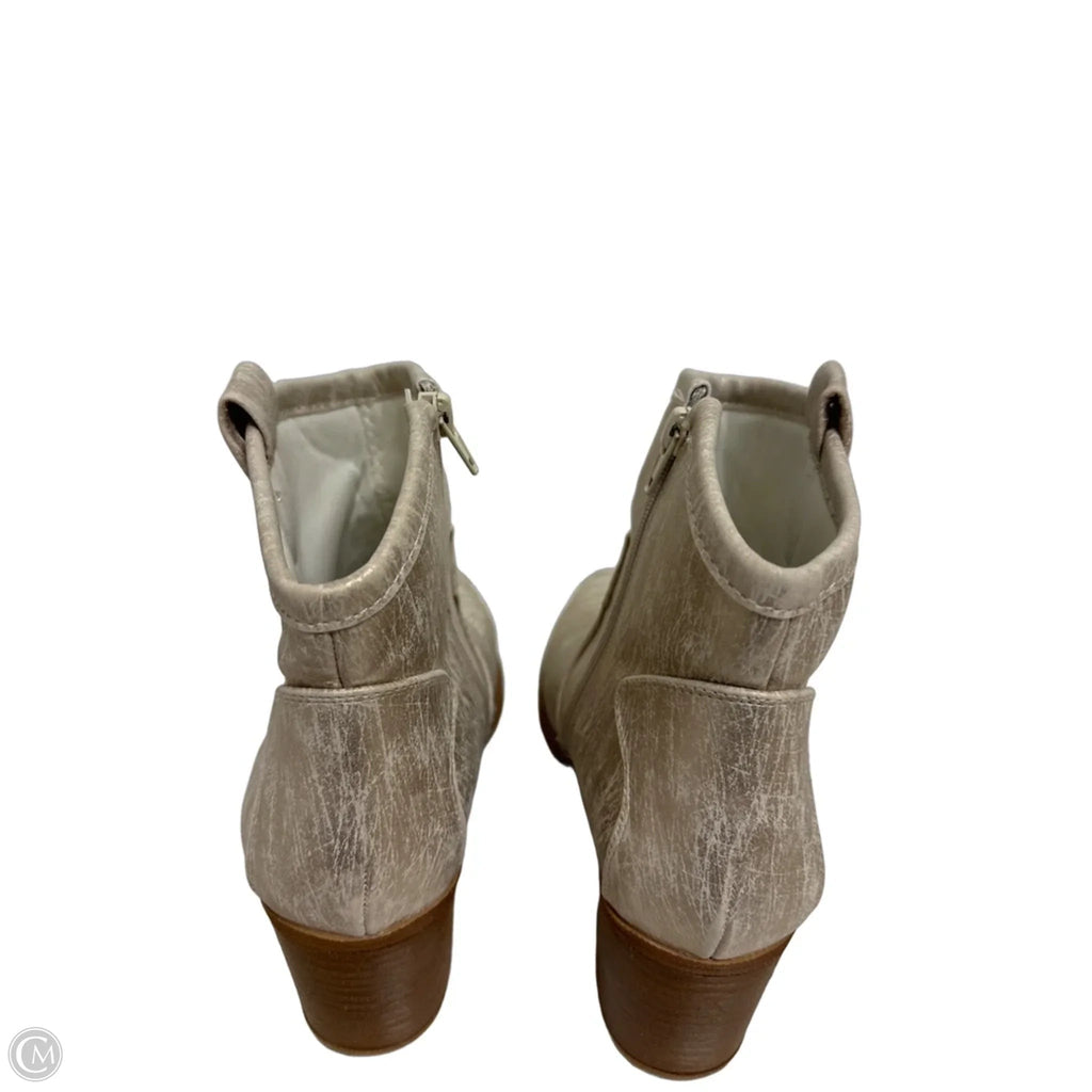 Boots Ankle Heels By Dirty Laundry In Gold, Size: 10