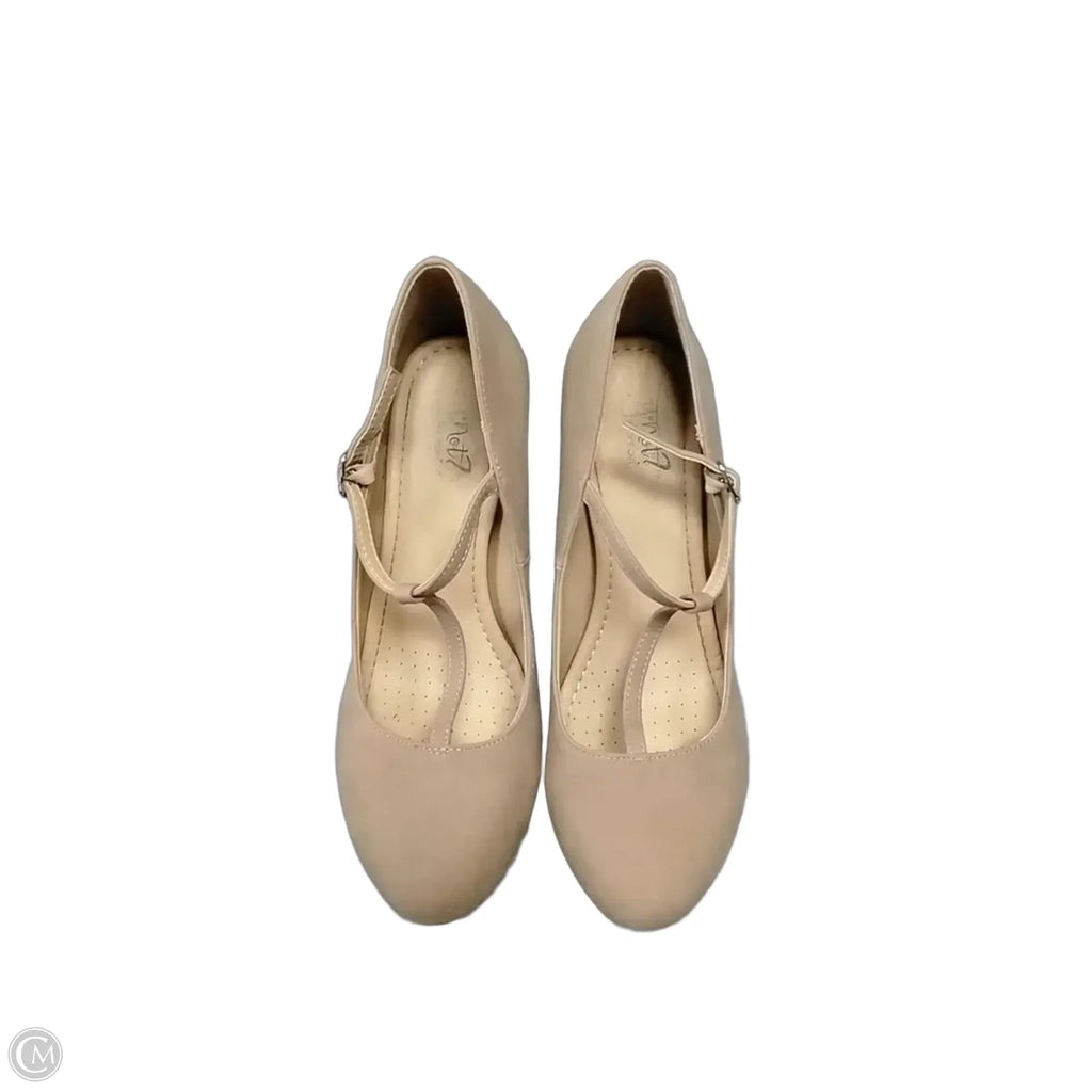 Shoes Heels Block By Clothes Mentor In Beige, Size: 9.5