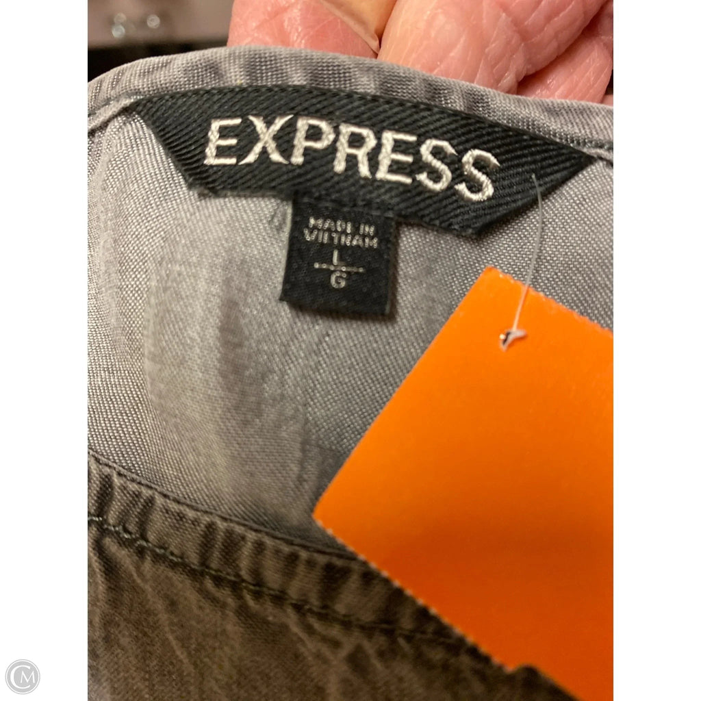 Top Short Sleeve By Express In Grey, Size: L