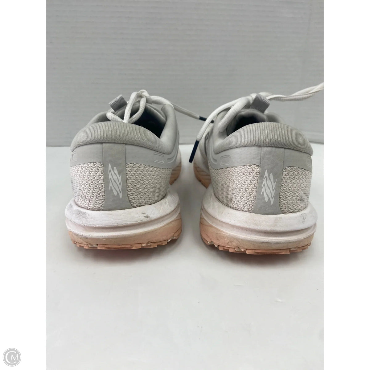 Shoes Athletic By Brooks In White, Size: 6