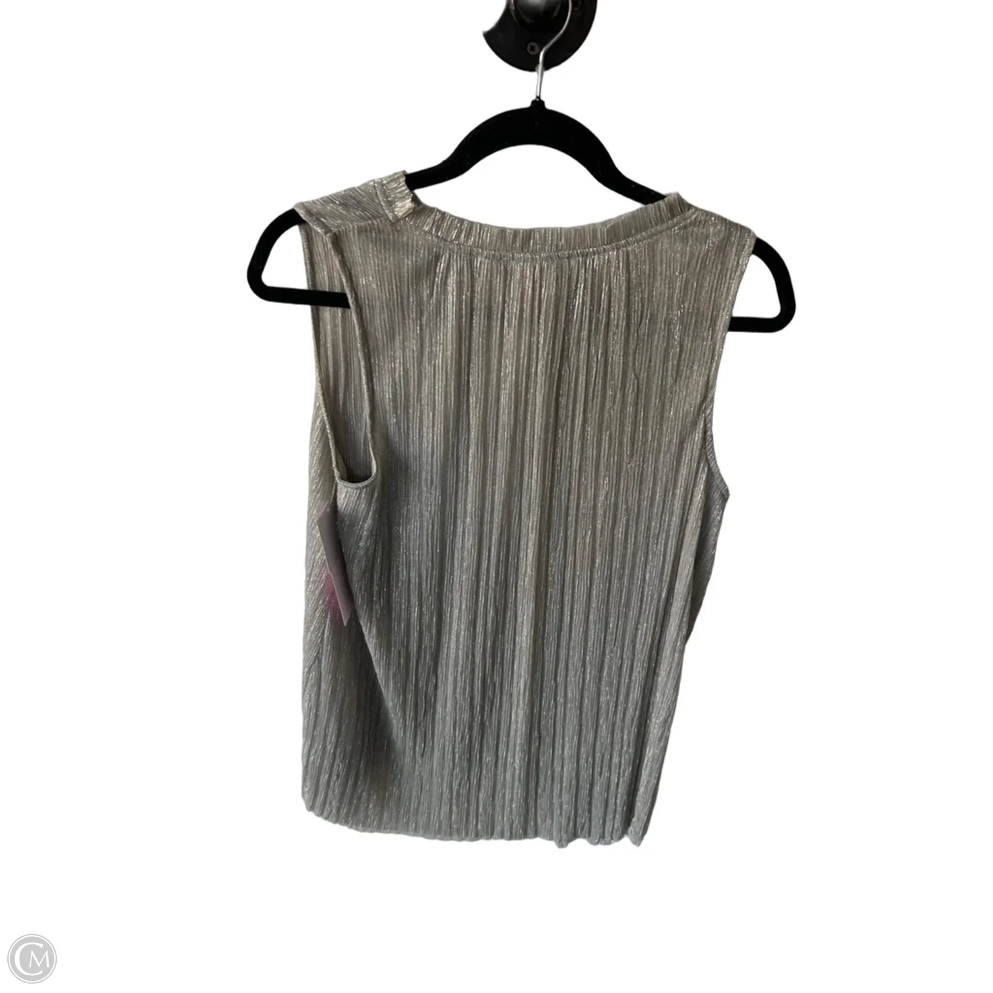 Top Sleeveless By Cmb In Silver, Size: M