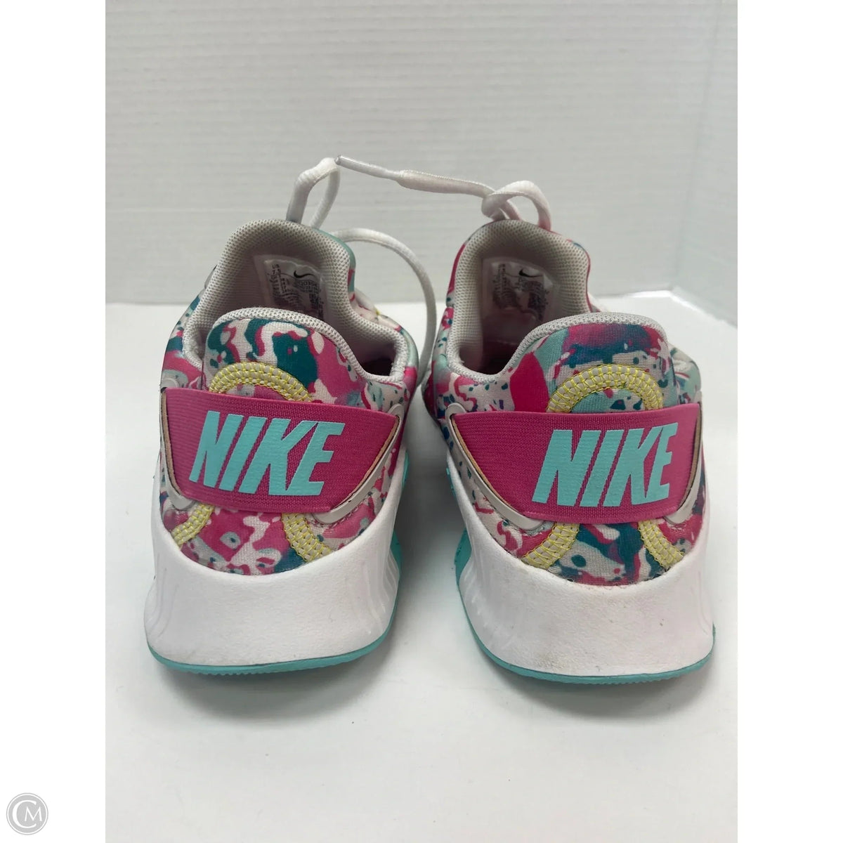 Shoes Athletic By Nike In White, Size: 7.5