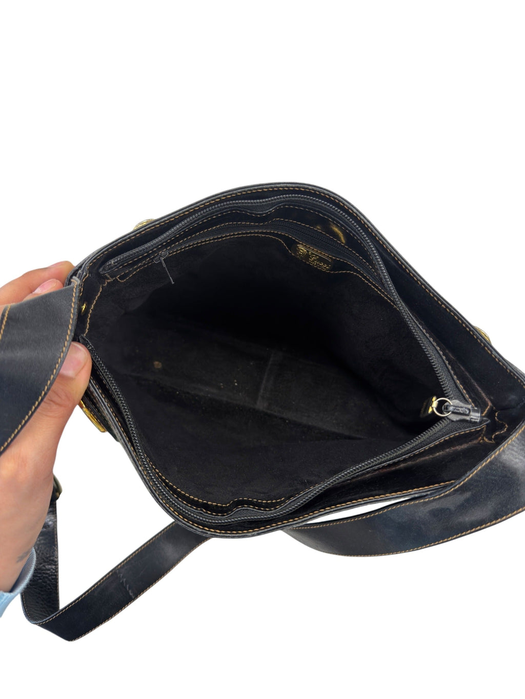 Handbag Luxury Designer By Gucci, Size: Medium