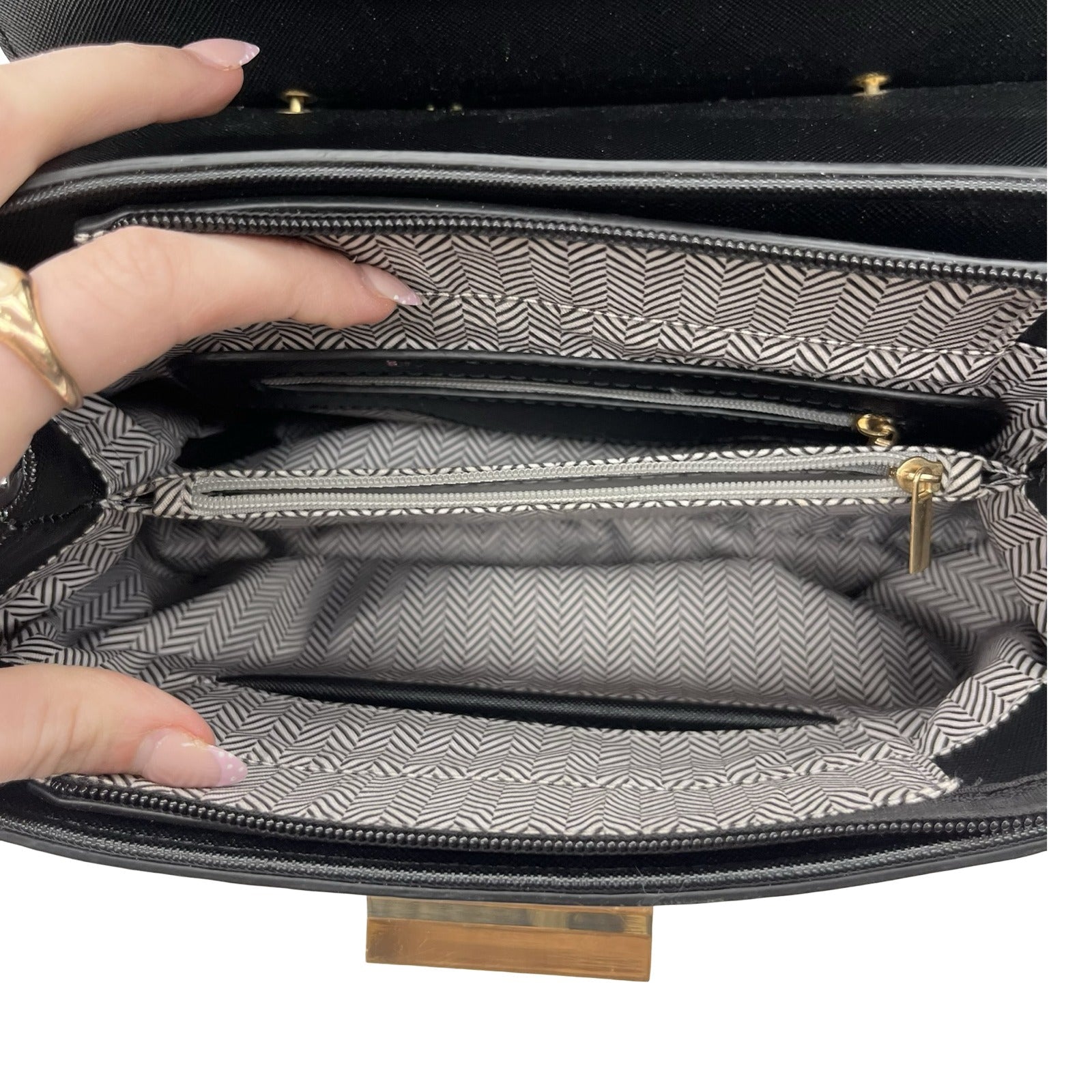 Handbag By Clothes Mentor In Black, Size:Small