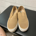 Shoes Flats By Steve Madden In Tan, Size: 10