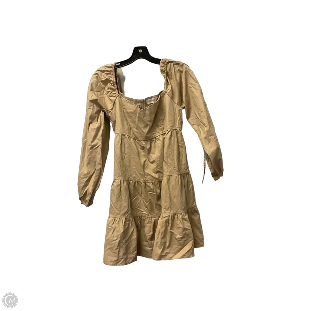 Dress Casual Short By Clothes Mentor In Tan, Size: M