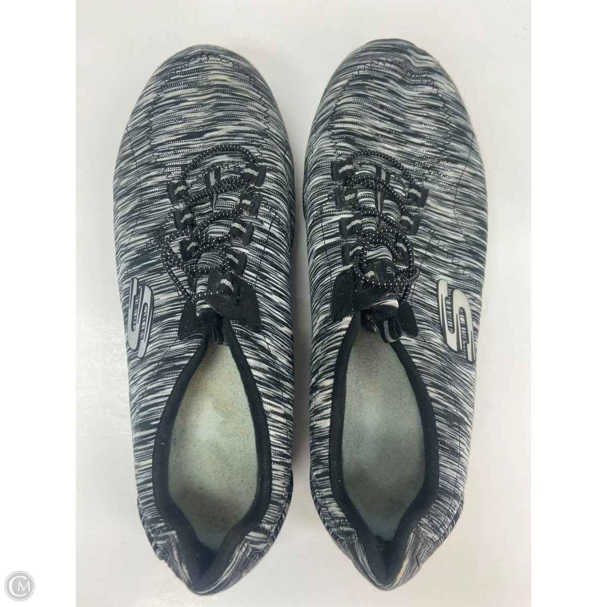 Shoes Athletic By Skechers In Black & White, Size: 8.5