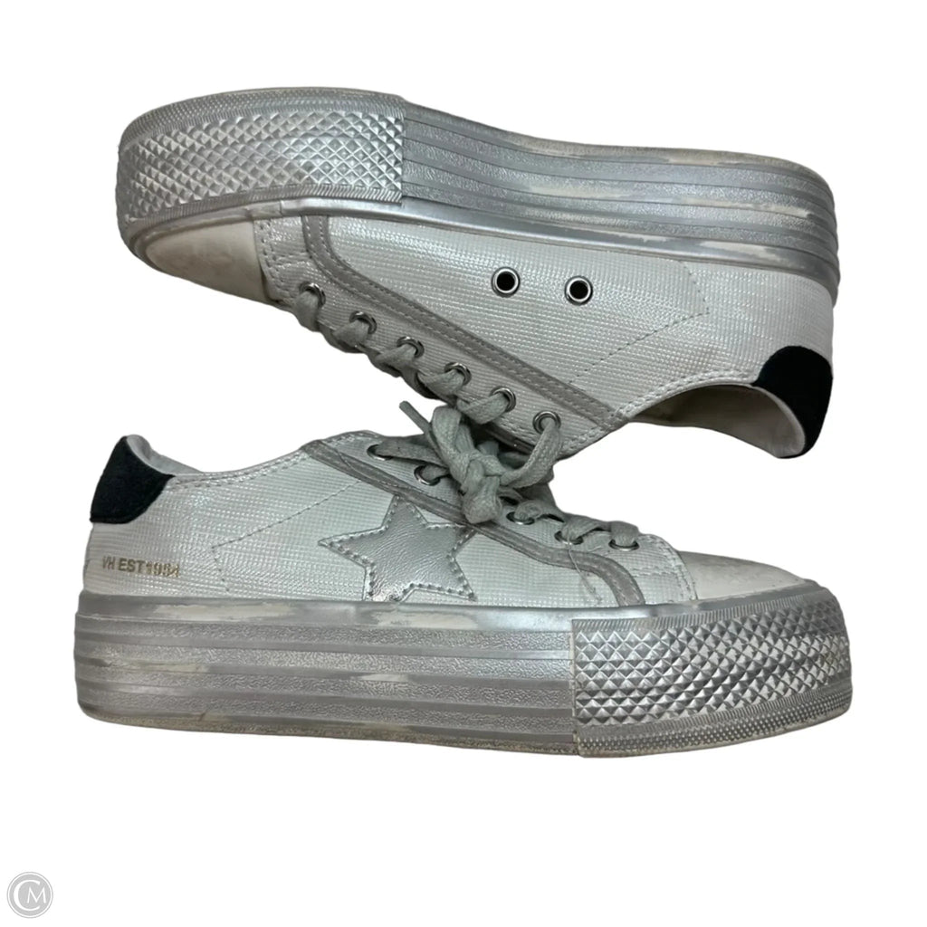 Shoes Sneakers By Vintage Havana In White, Size: 6