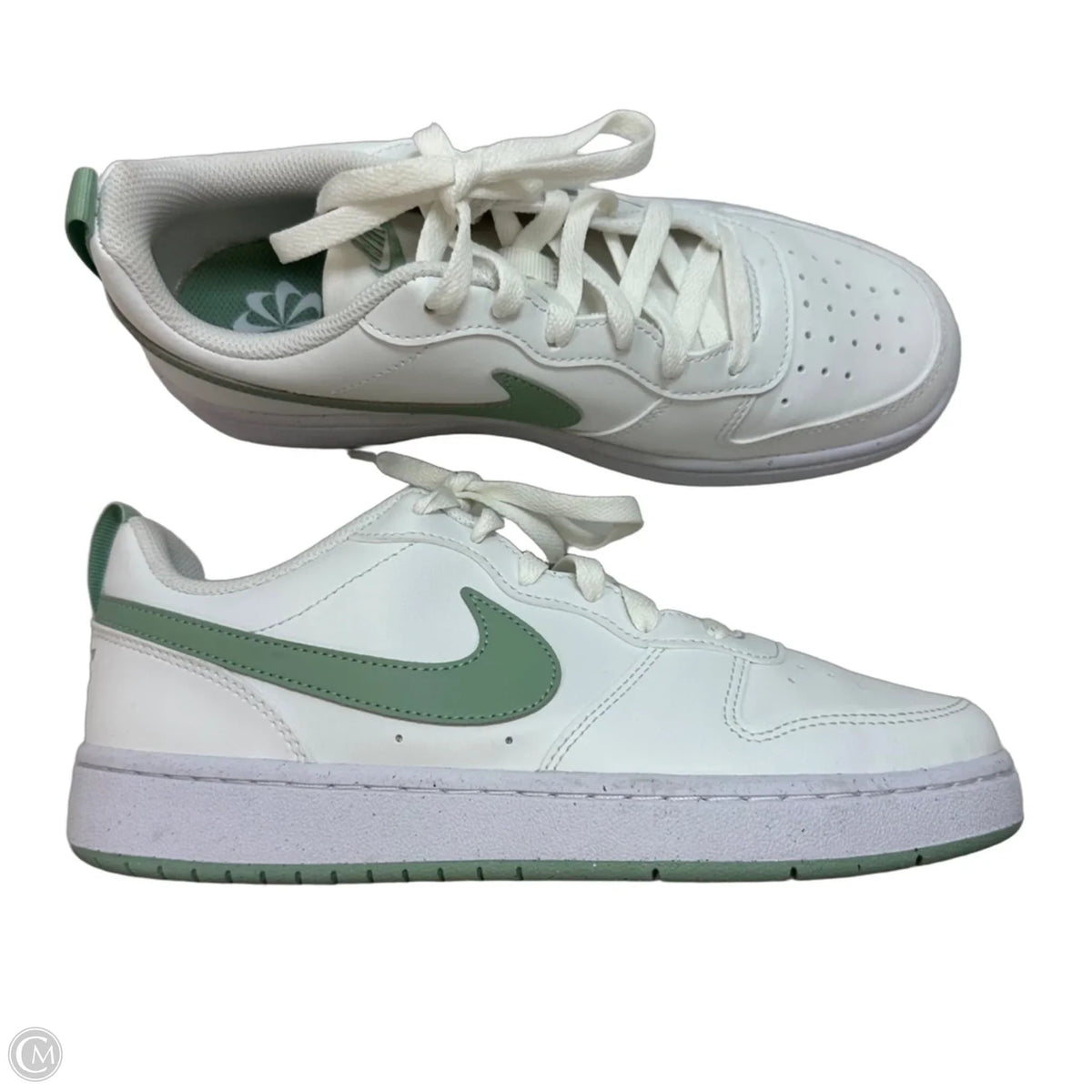 Shoes Athletic By Nike In White, Size: 8.5