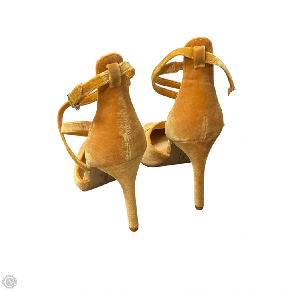 Shoes Heels Stiletto By Gianni Bini In Yellow, Size: 7