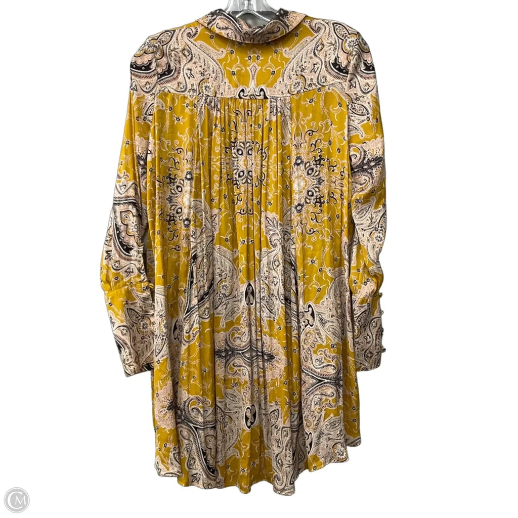 Top Long Sleeve By Free People In Yellow, Size: Xs