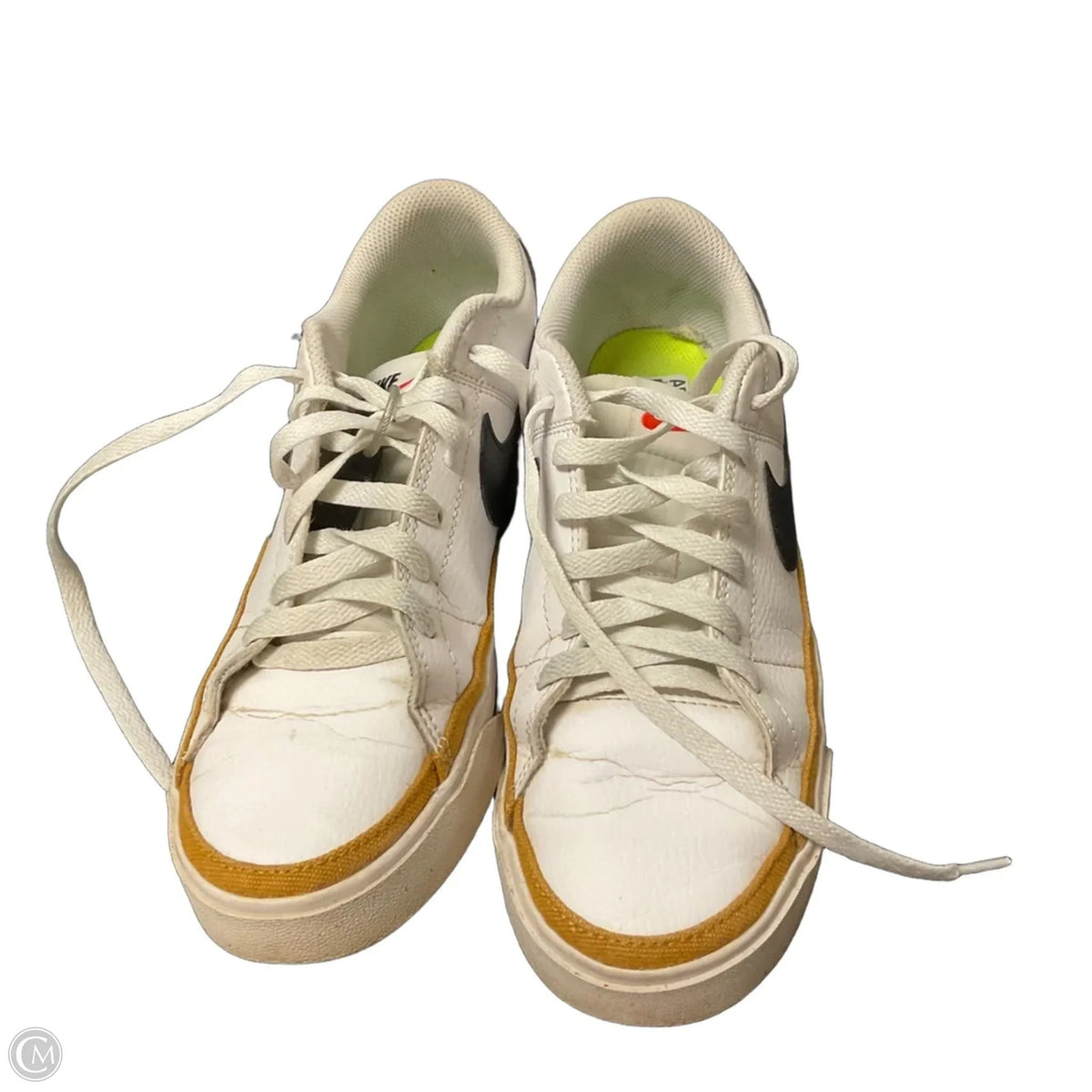 Shoes Sneakers By Nike In White, Size: 8