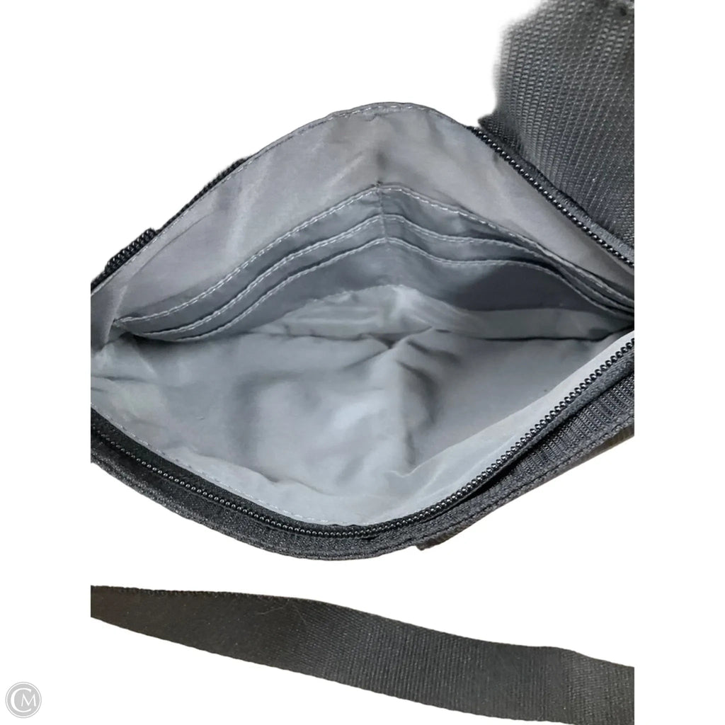 Crossbody By Clothes Mentor, Size: Medium