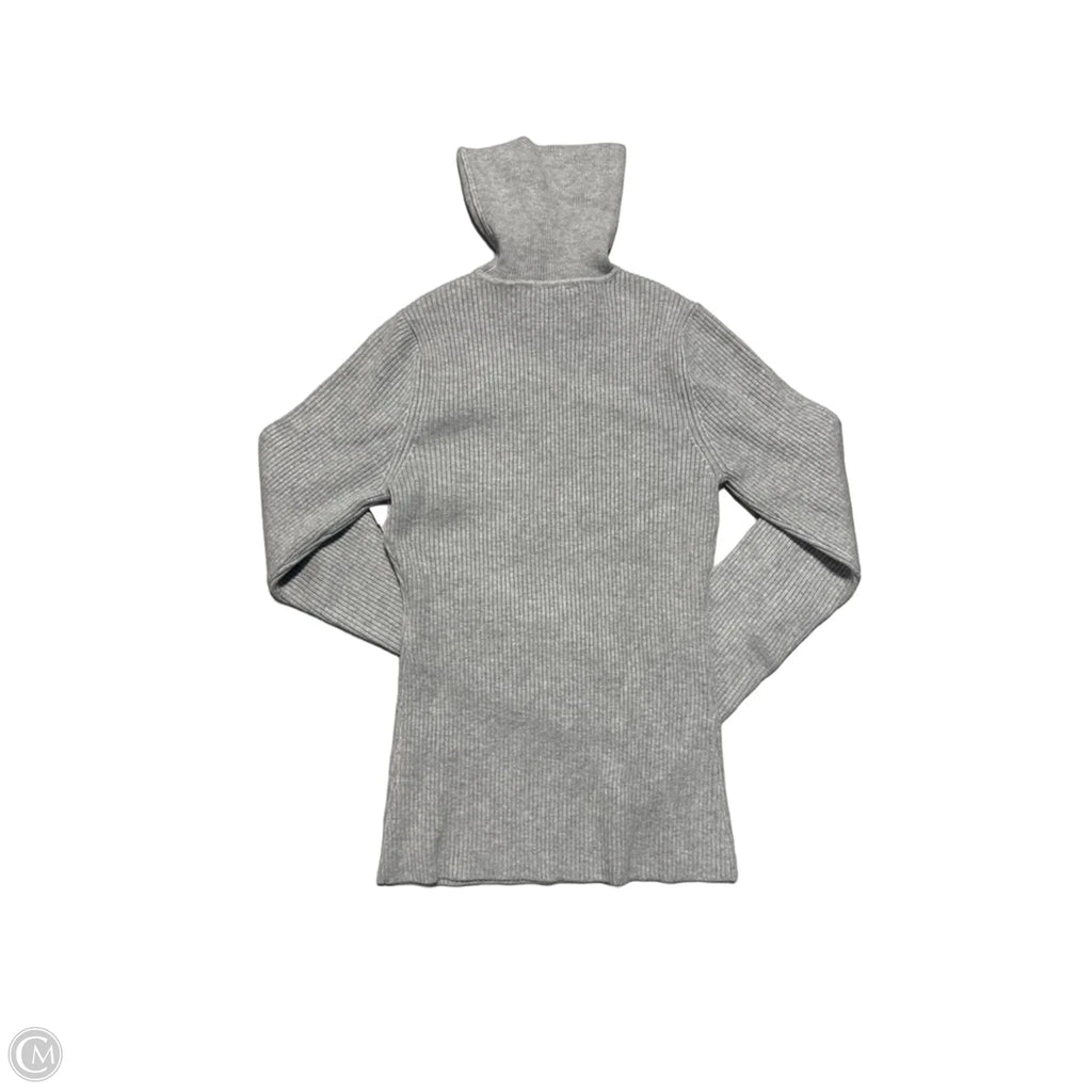 Top Long Sleeve By Abercrombie And Fitch In Grey, Size: M