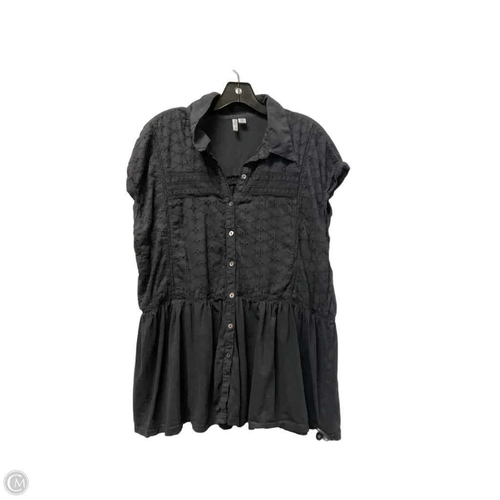 Top Sleeveless By Cato In Grey, Size: 18