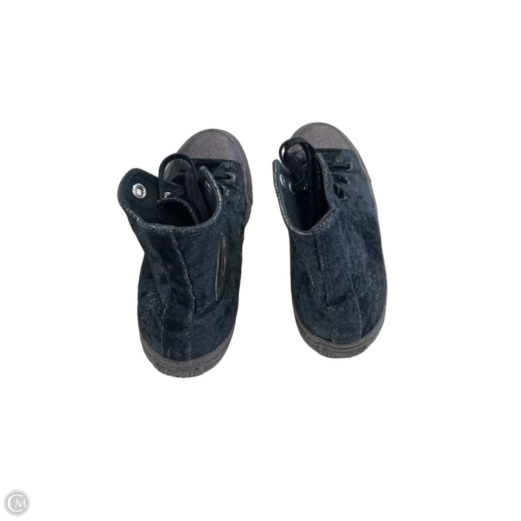 Shoes Sneakers By Converse In Black, Size: 8