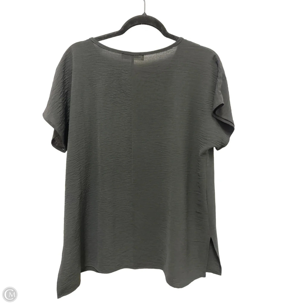 Top Short Sleeve By Accent In Black, Size: M