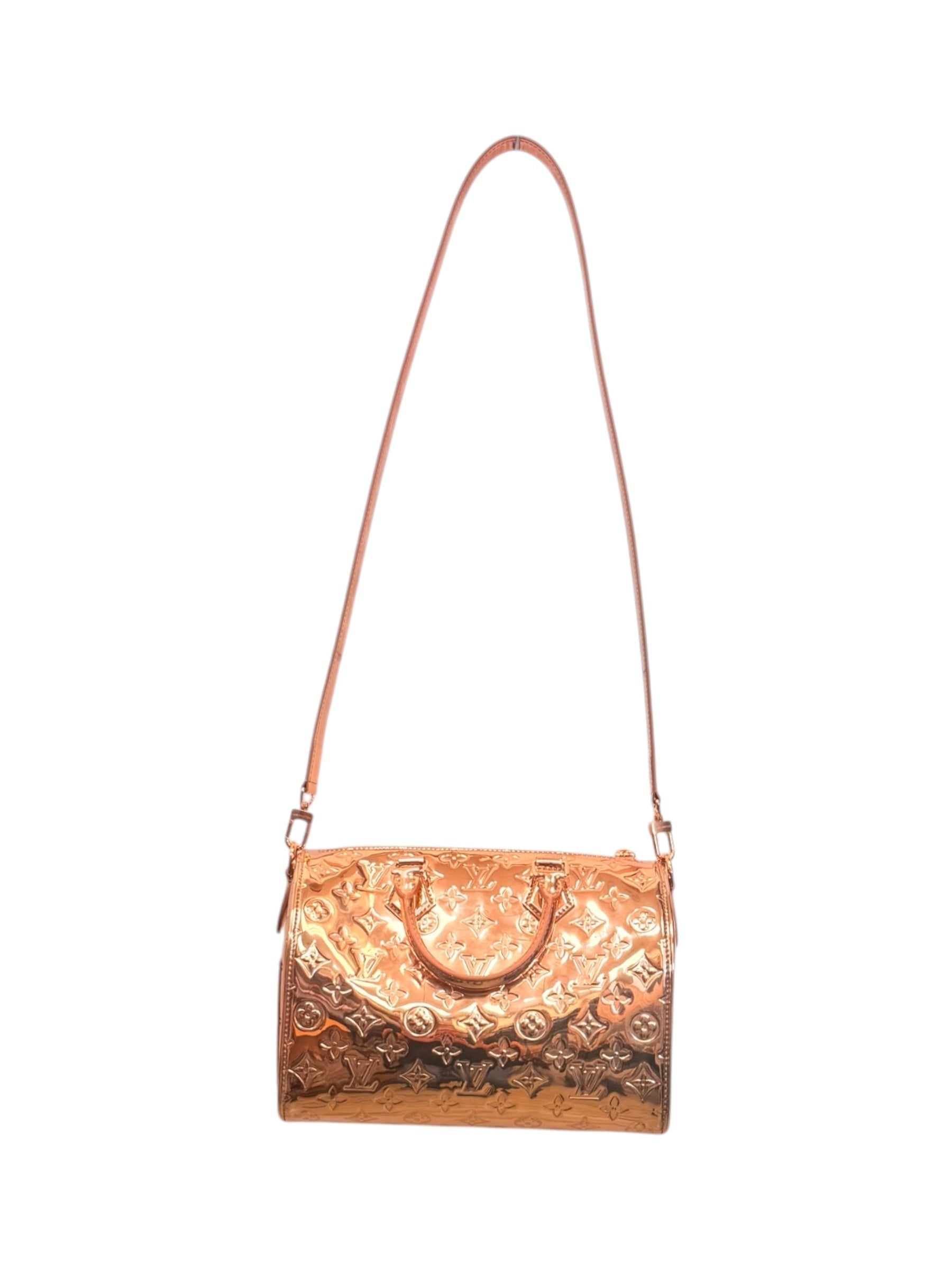 Handbag Luxury Designer By Louis Vuitton, Size: Medium