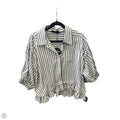 Top Short Sleeve By Clothes Mentor In Grey & White, Size: 2x