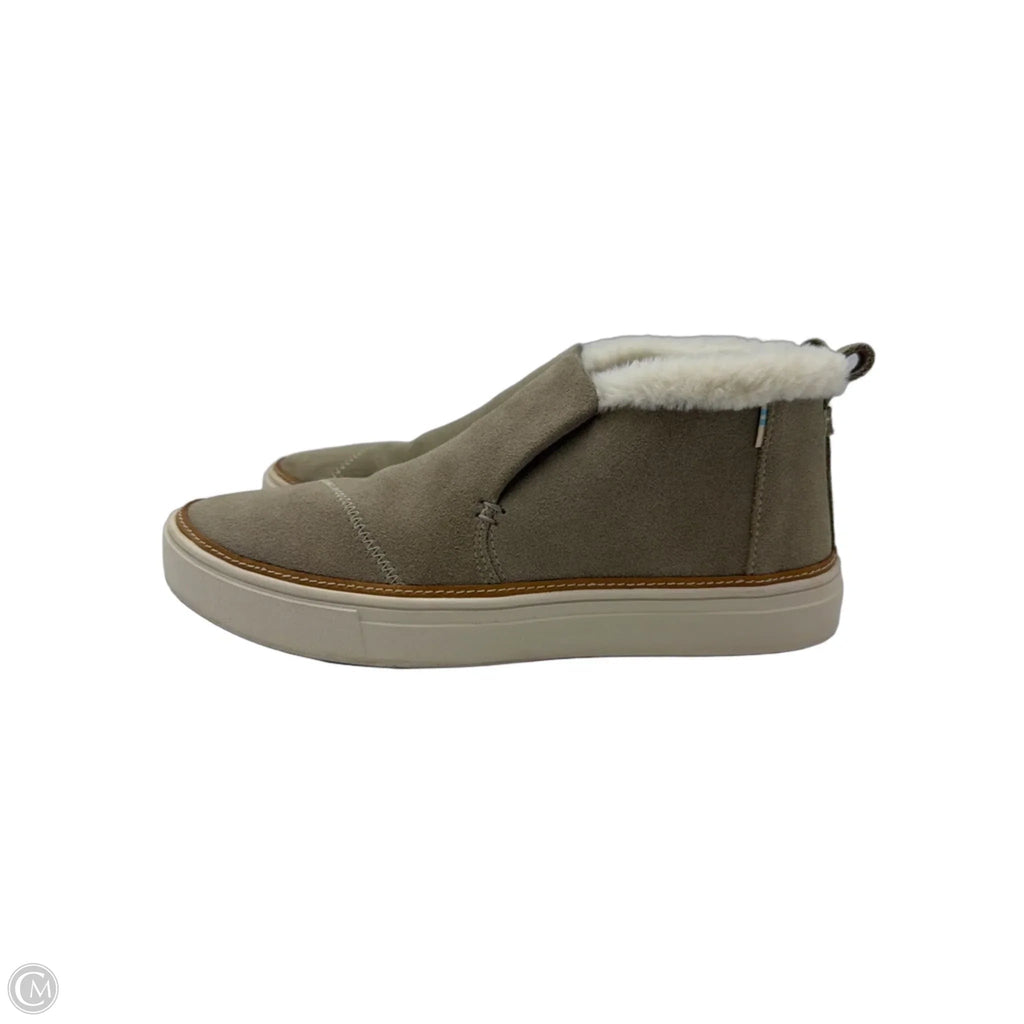 Shoes Flats By Toms In Taupe, Size: 9
