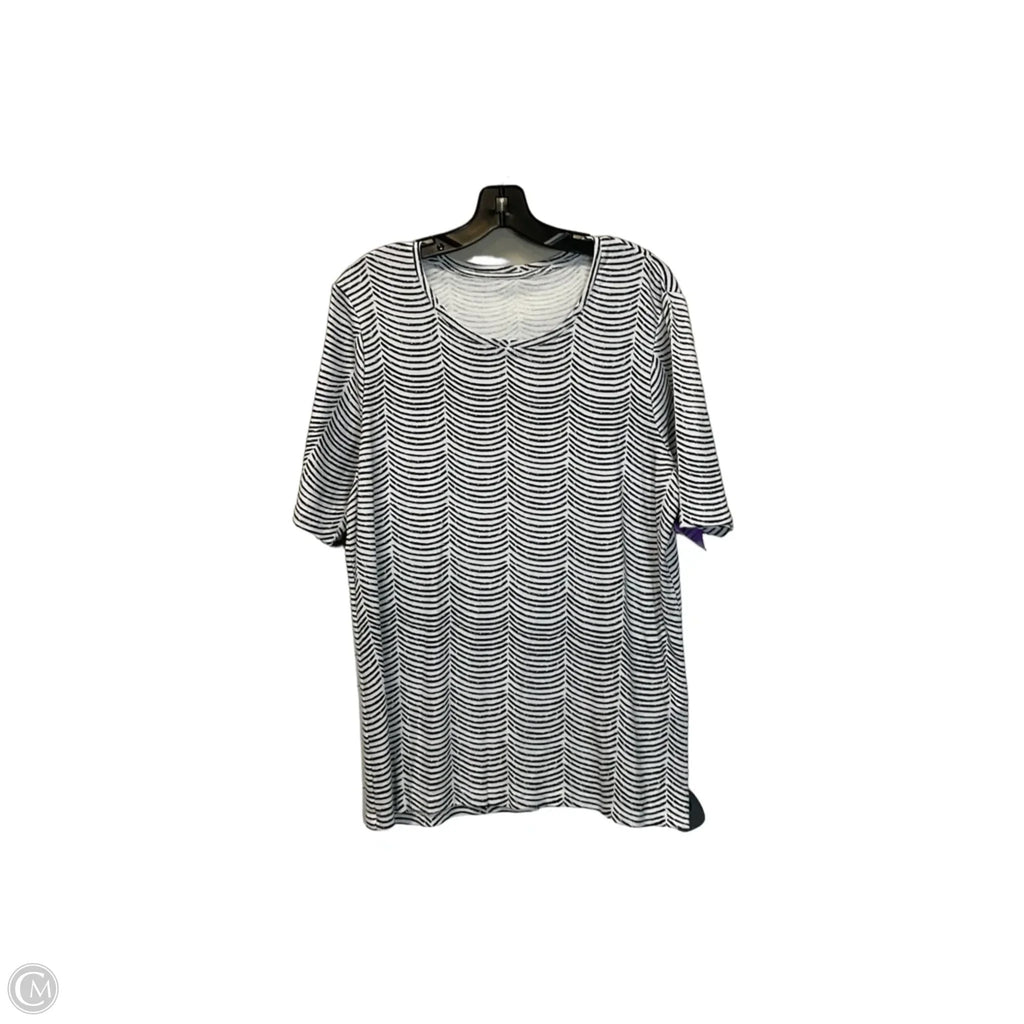 Top Short Sleeve By Chicos In Striped Pattern, Size: 3x