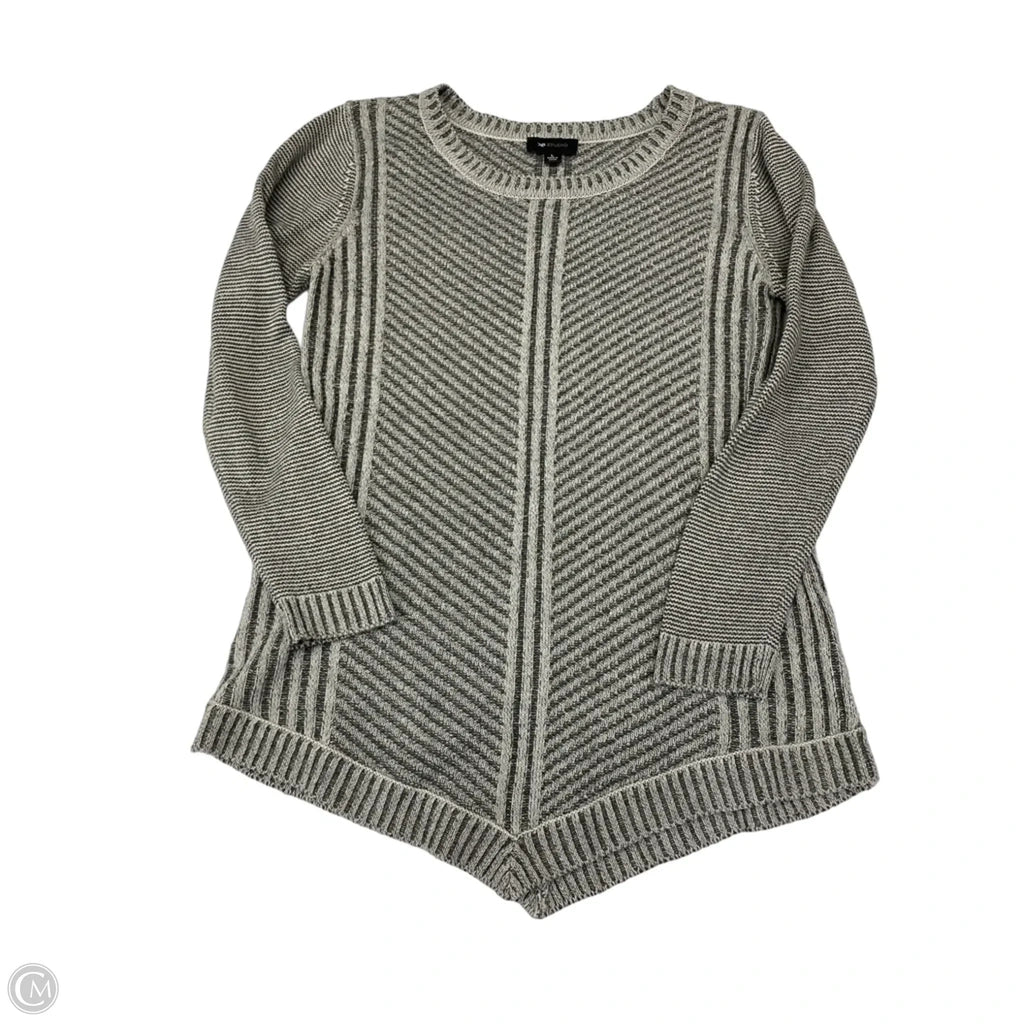 Sweater By Ab Studio In Grey, Size: L