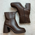 Boots Ankle Heels By Clothes Mentor In Brown, Size: 10