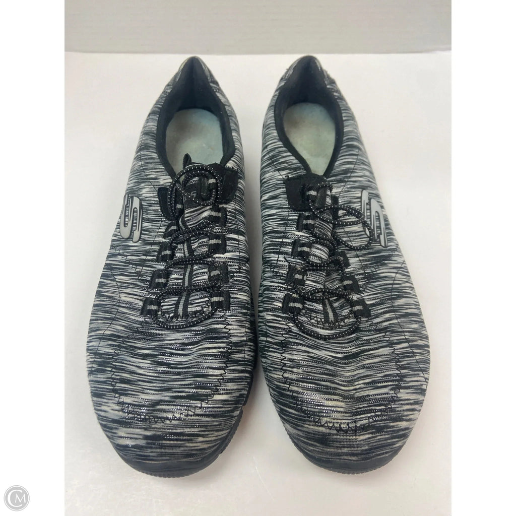 Shoes Athletic By Skechers In Black & White, Size: 8.5