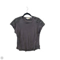 Top Short Sleeve By C And C In Grey, Size: Xs
