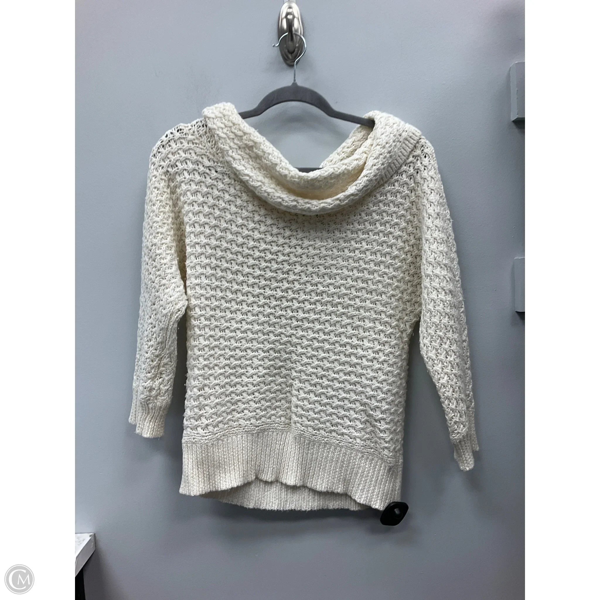 Sweater By American Eagle In Cream, Size: M