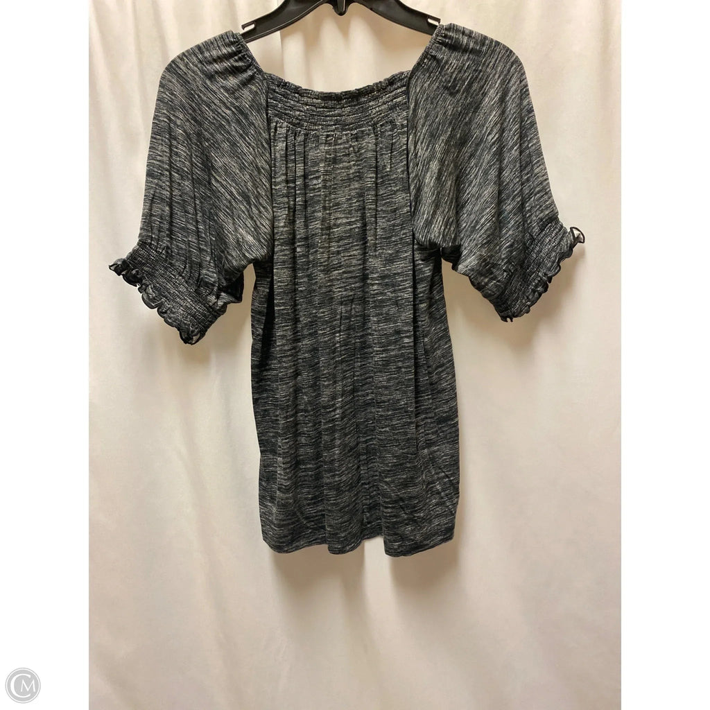 Top Short Sleeve By Lularoe In Black, Size: M