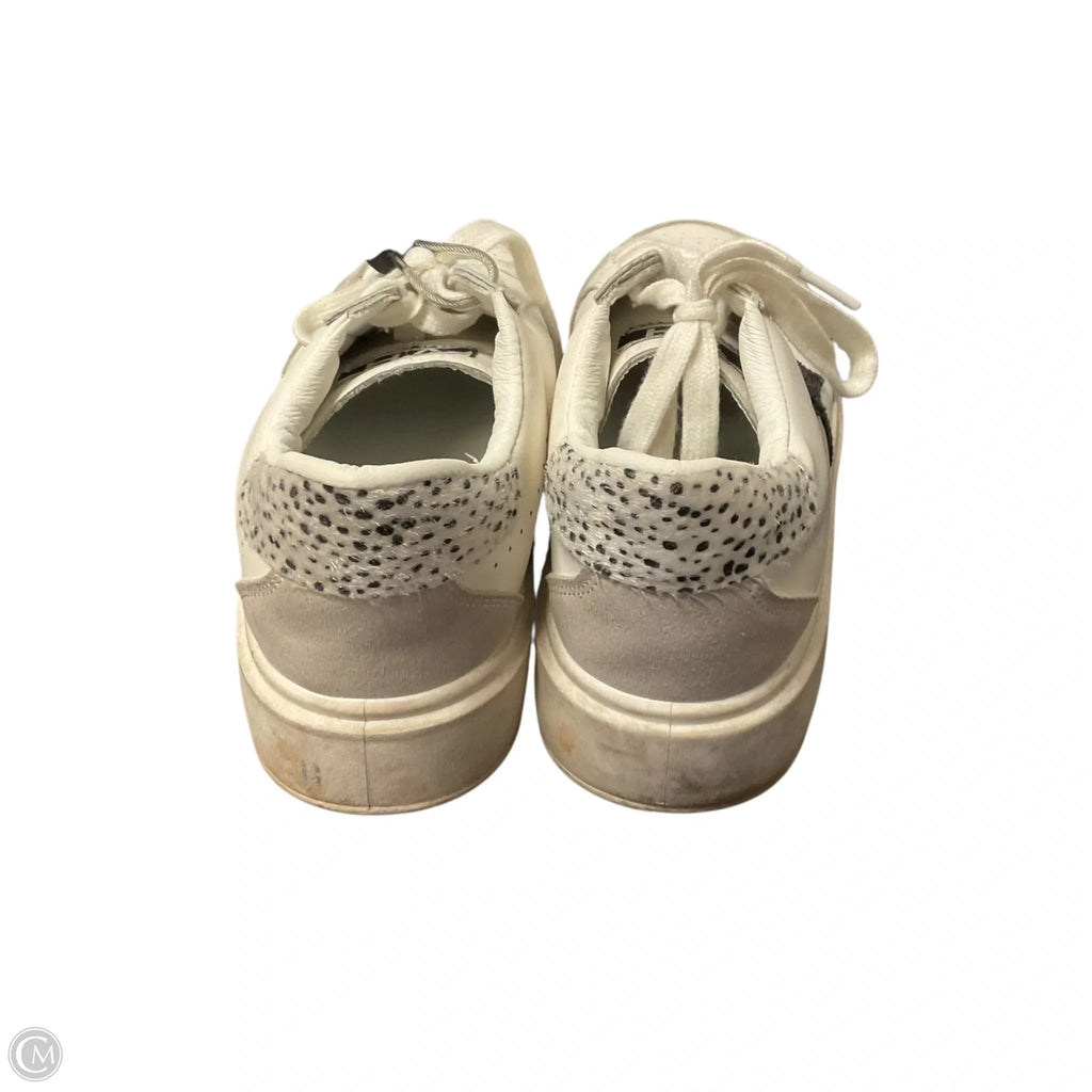 Shoes Sneakers By Vintage Havana In Black & White, Size: 8